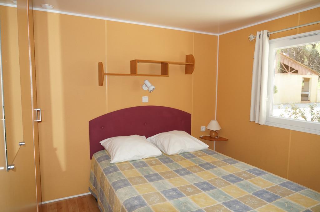 Camping Les Castors กาลวี ภายนอก รูปภาพ